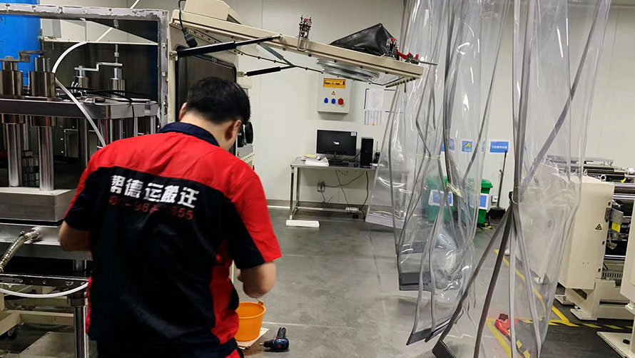 揭秘！深圳龍崗搬家公司如何應(yīng)對(duì)大型企業(yè)搬遷挑戰(zhàn)